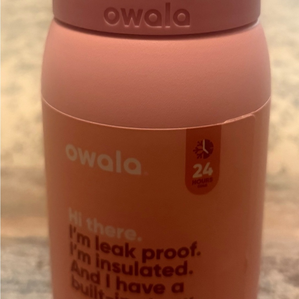 40oz Owala Pink Insulated Water Bottle with Built-in Straw - Picture 5 of 6